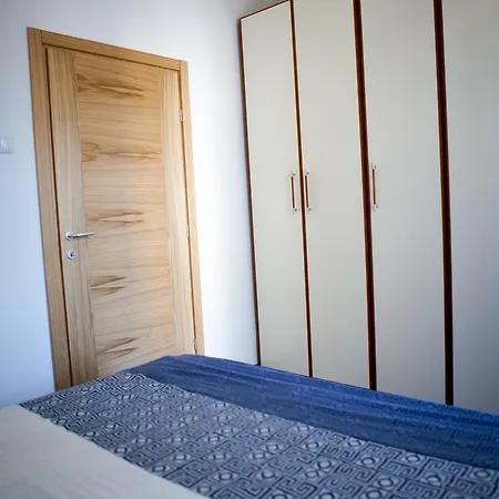 Apartman Dejana 公寓