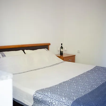 Apartman Dejana 公寓